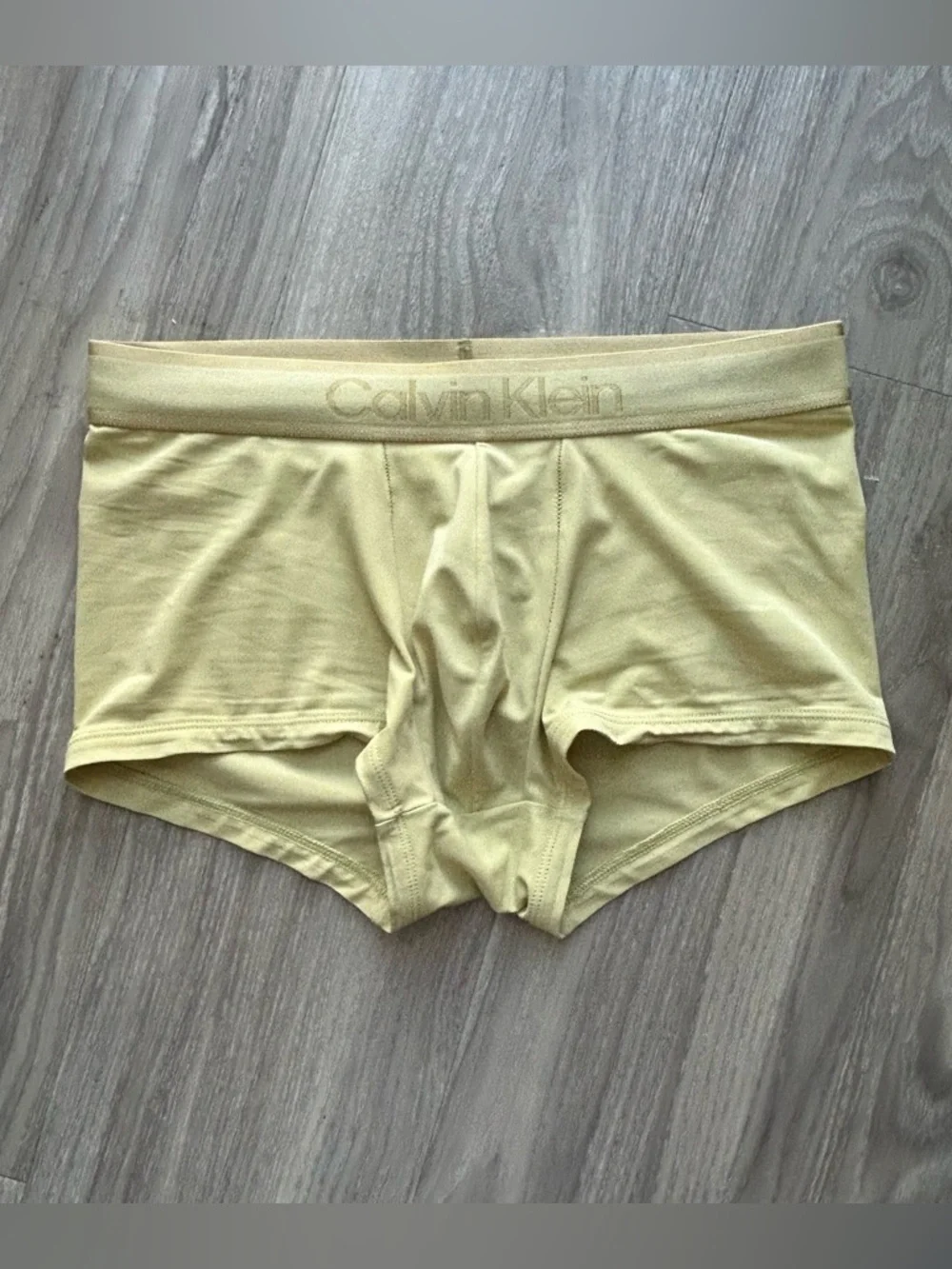 Calvin Klein | Tonal Logo Trunk in Classic Yellow Spring (Small)